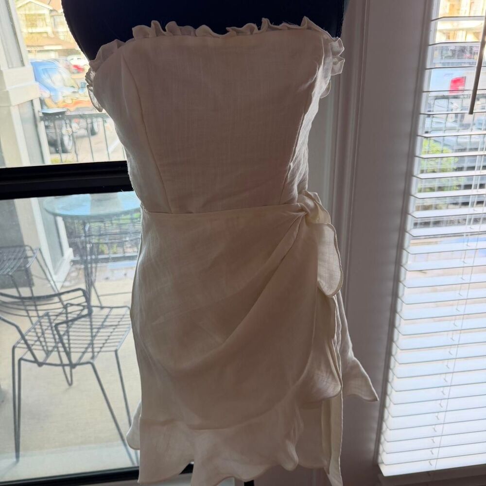 Selfie-leslie Women's White and Cream Dress